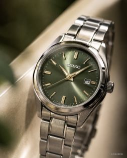Seiko Ladies Classic Sapphire Green 29mm