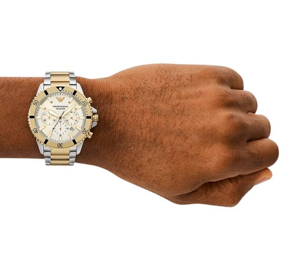 Emporio Armani World Explorer AR11606