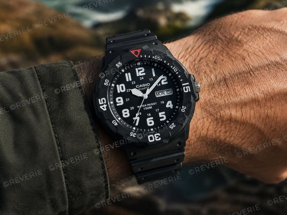 Casio Mens 100m Waterproof Black Day-Date Rotary Bezel 44mm